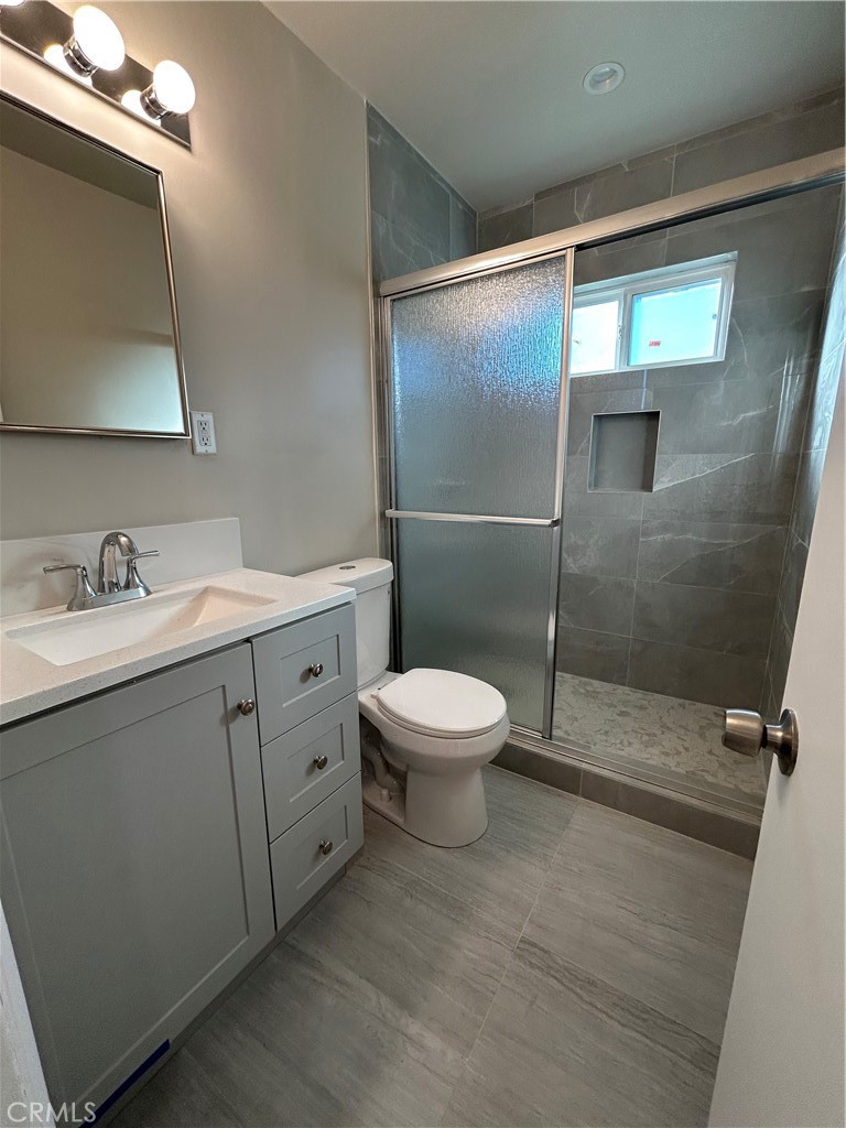 9241 Pali Avenue Tujunga, CA 91042 - Photo 8 of 19