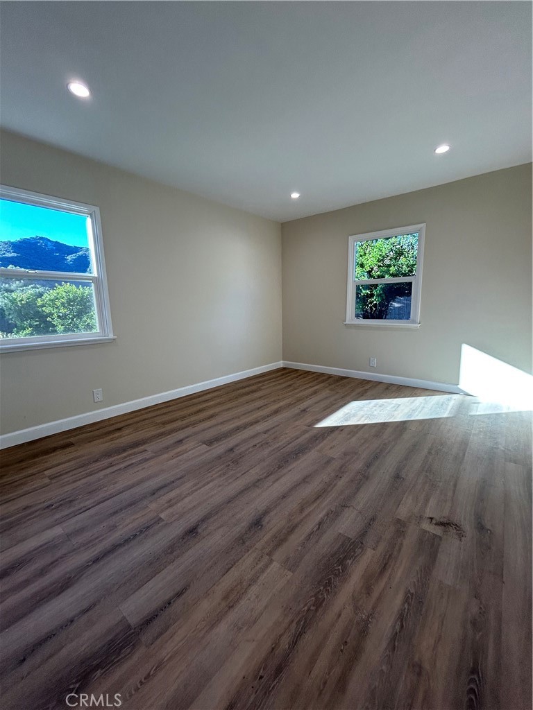 9241 Pali Avenue Tujunga, CA 91042 - Photo 10 of 19