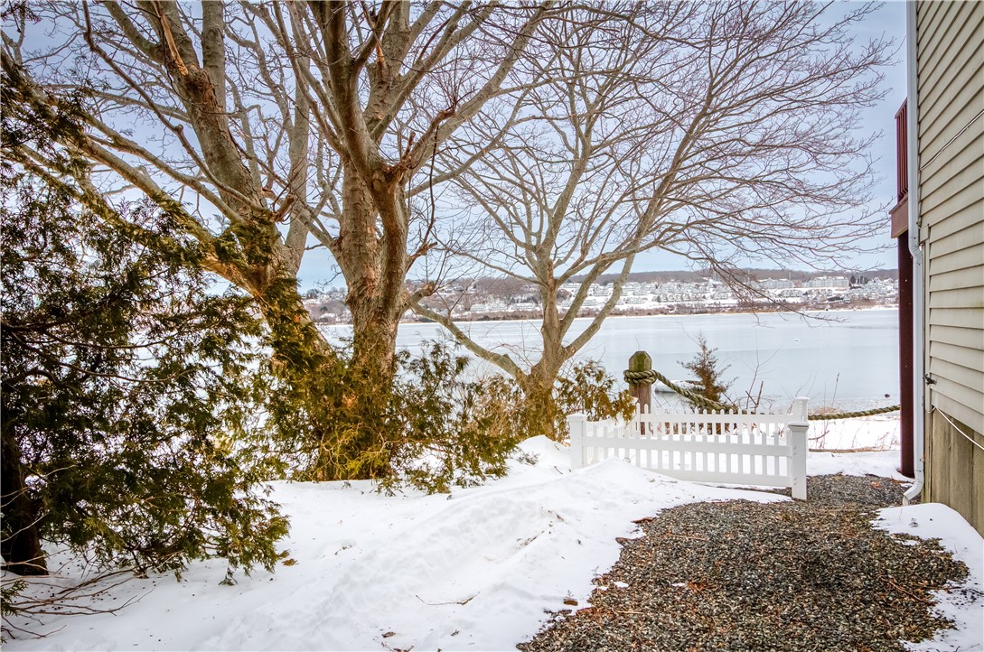 1309 Anthony Road Portsmouth, RI 02871 - Photo 13 of 50