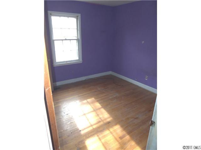 7407 Idlewild Road Charlotte, NC 28212 - Photo 5 of 6 Gallery Image 5