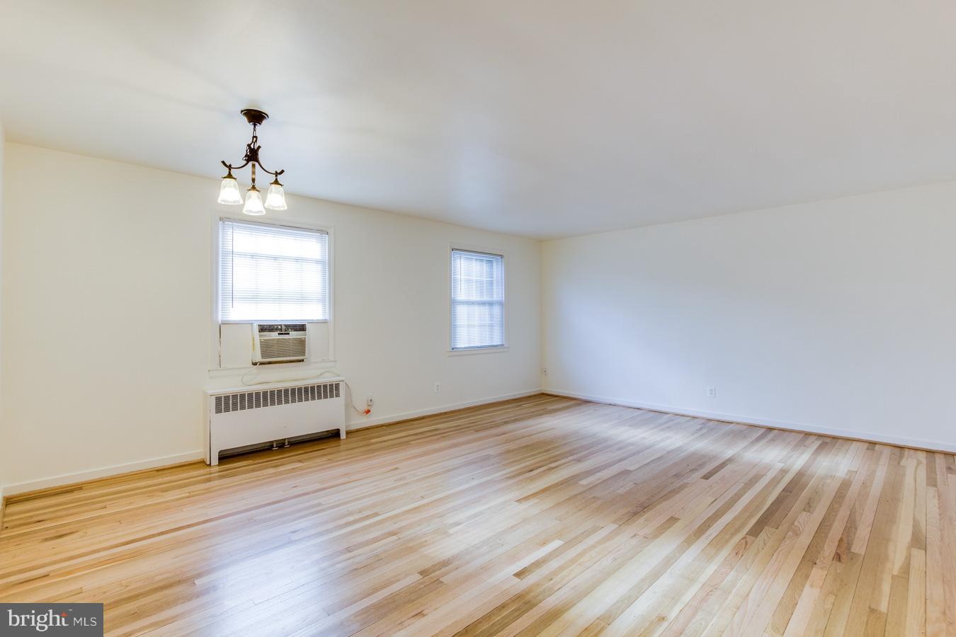 8331 Grubb Road, Unit G201 Silver Spring, MD 20910 - Photo 5 of 15 Family Room