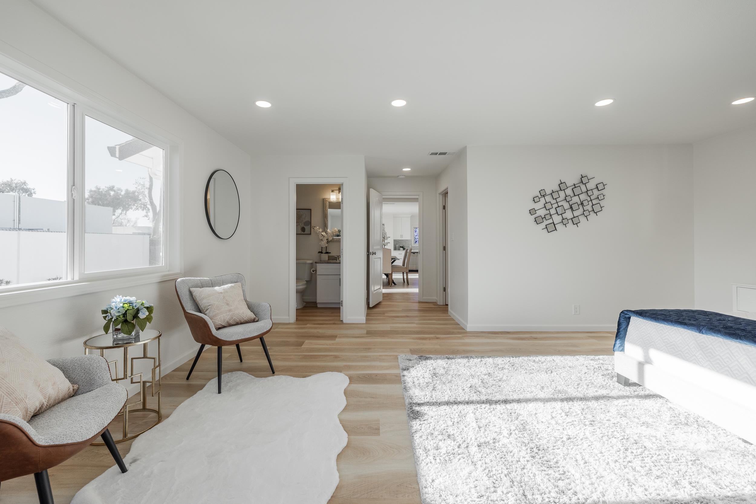 1900 Chestnut Street Santa Clara, CA 95054 - Photo 16 of 39 a living room with furniture