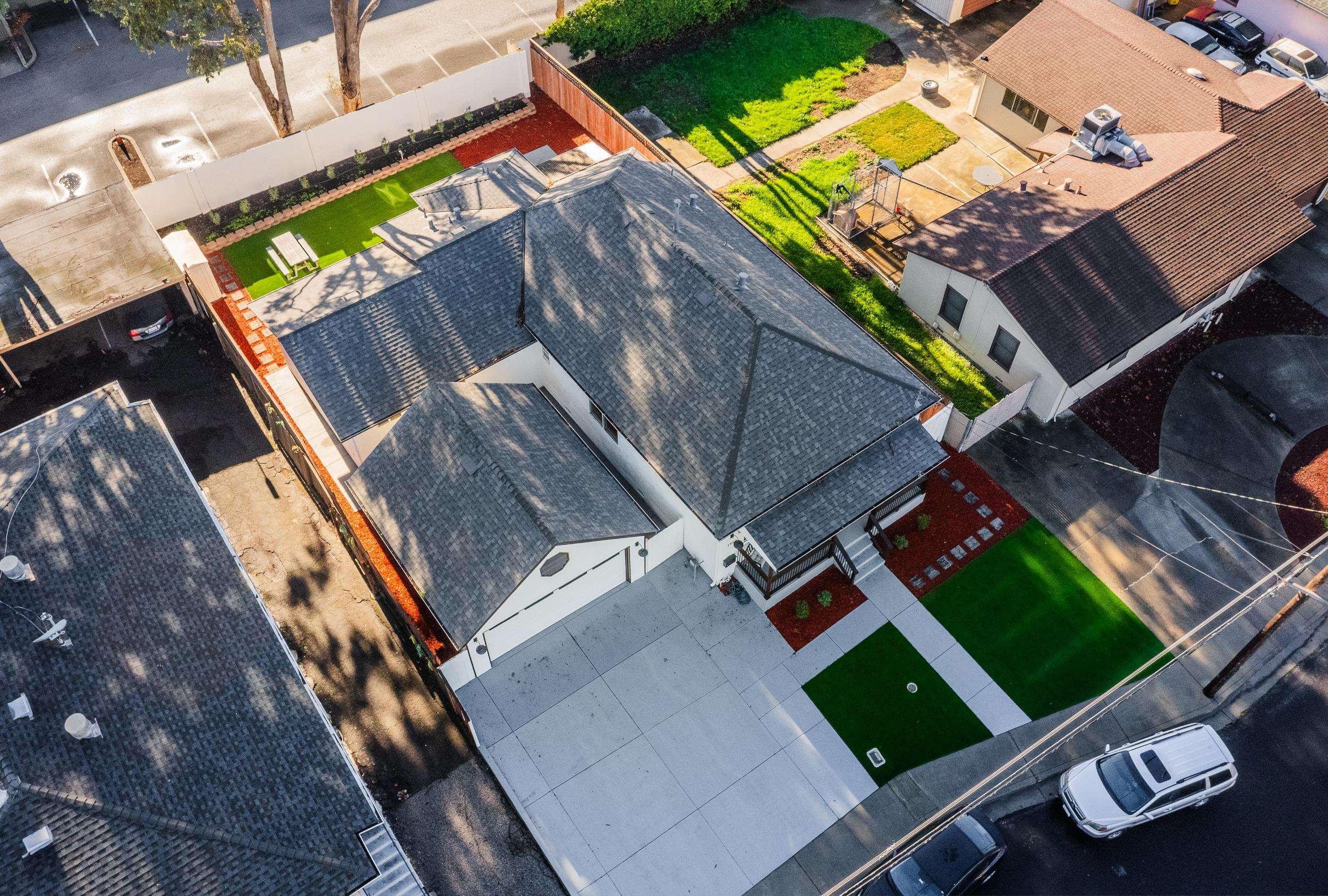 1900 Chestnut Street Santa Clara, CA 95054 - Photo 35 of 39 an aerial view of a house with a yard
