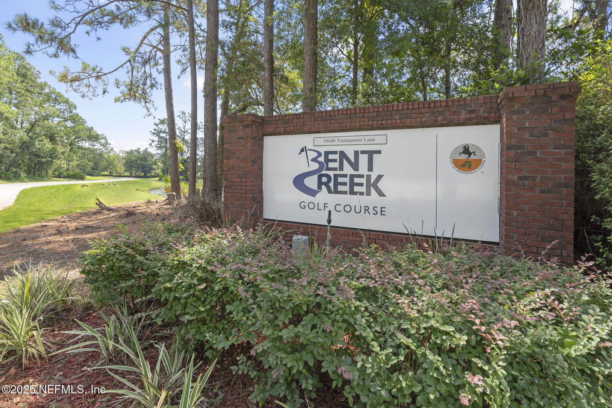 5673 Piper Glen Boulevard Jacksonville, FL 32222 - Photo 45 of 45 a sign that is on a brick wall