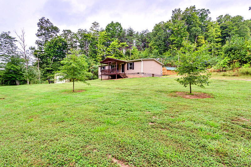 301 Texas Hollow Road Luttrell, TN 37779 - Photo 2 of 30 004--SMALL