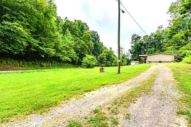 301 Texas Hollow Road Luttrell, TN 37779 - Photo 6 of 30 009--SMALL