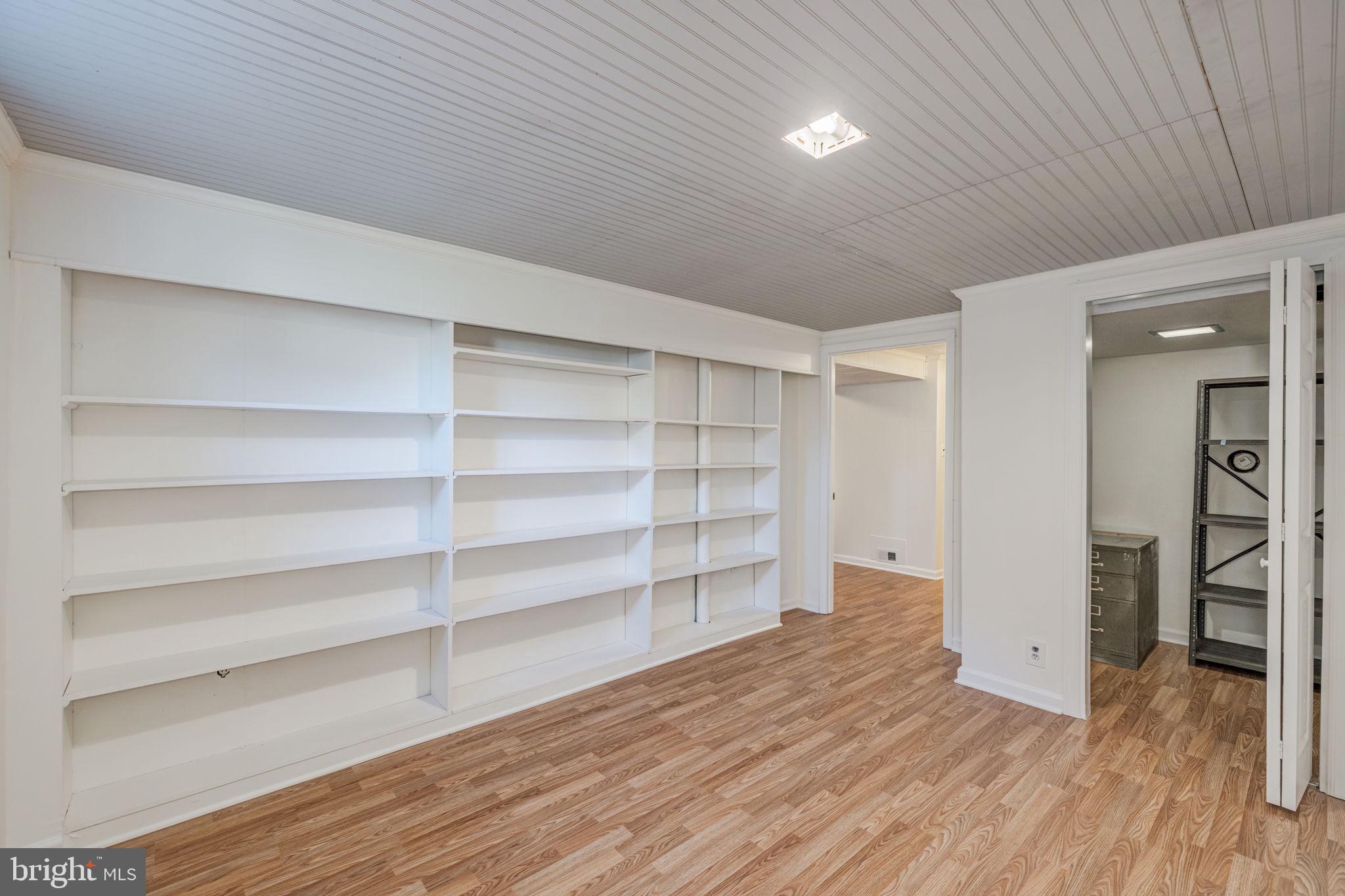 6809 Jerome Street Springfield, VA 22150 - Photo 29 of 48 Gallery Image 29