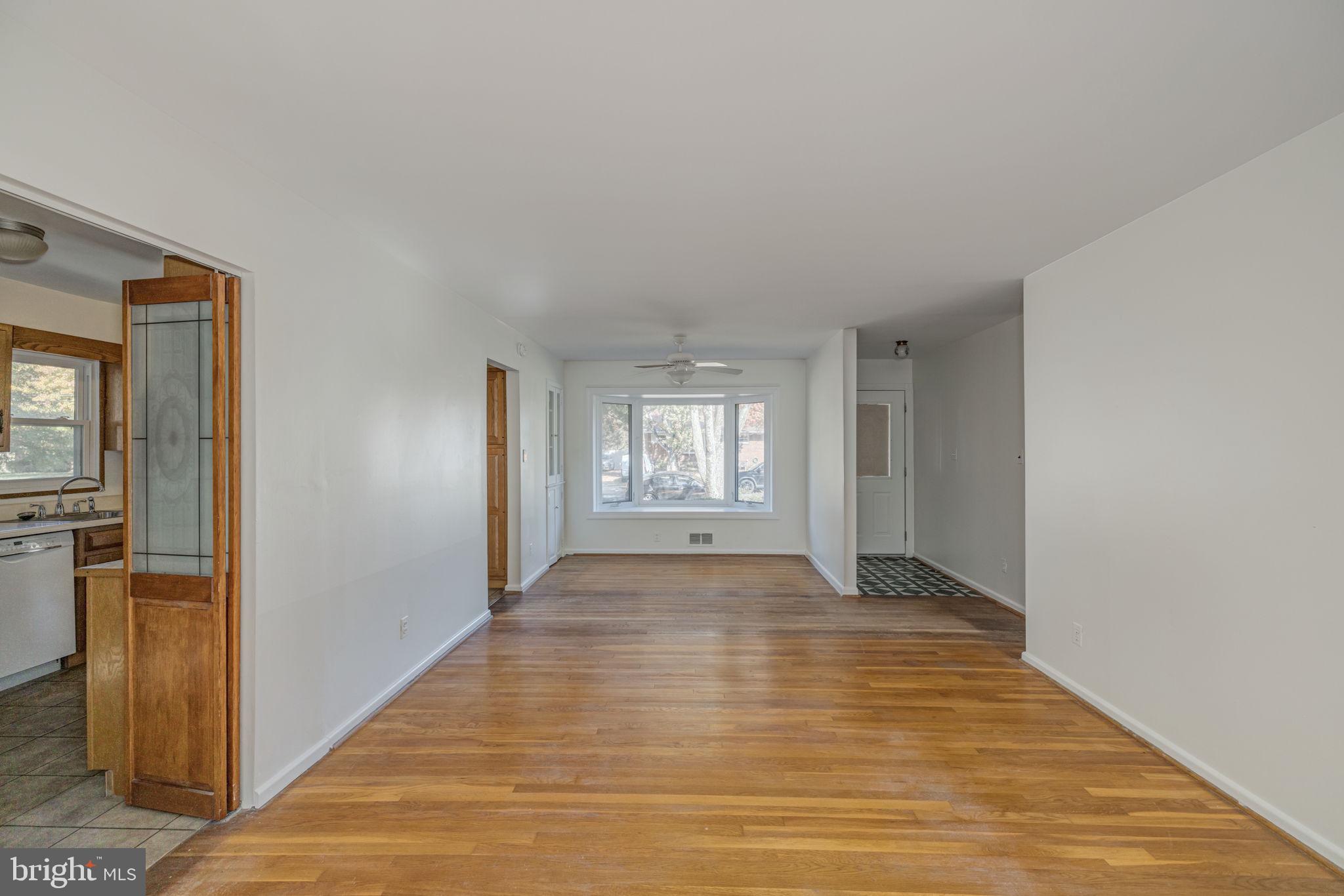 6809 Jerome Street Springfield, VA 22150 - Photo 7 of 48 Gallery Image 7