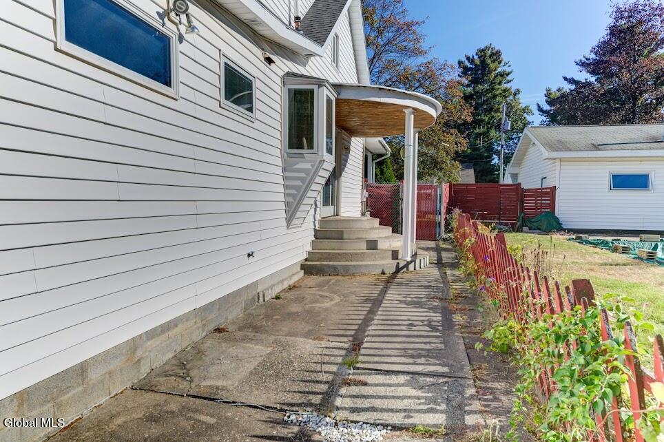 244 Howell Street Schenectady, NY 12303 - Photo 32 of 42 side porch
