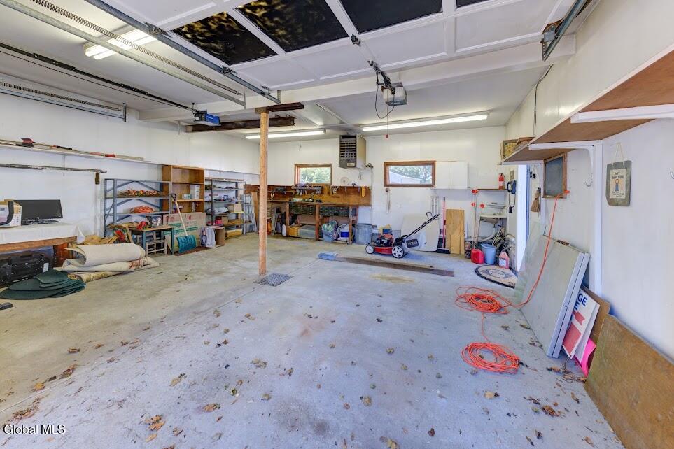 244 Howell Street Schenectady, NY 12303 - Photo 40 of 42 full garag