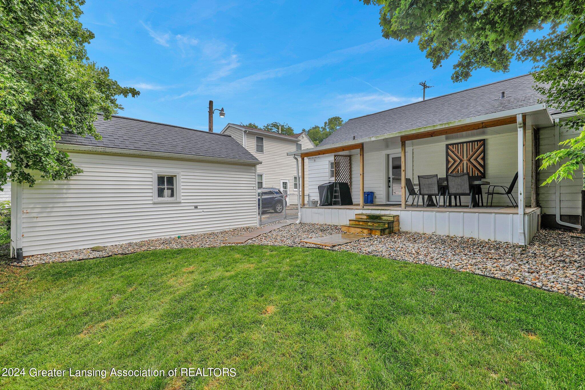 701 Riley Street Lansing, MI 48910 - Photo 37 of 39 9-web-or-mls-Open Ended Media-9