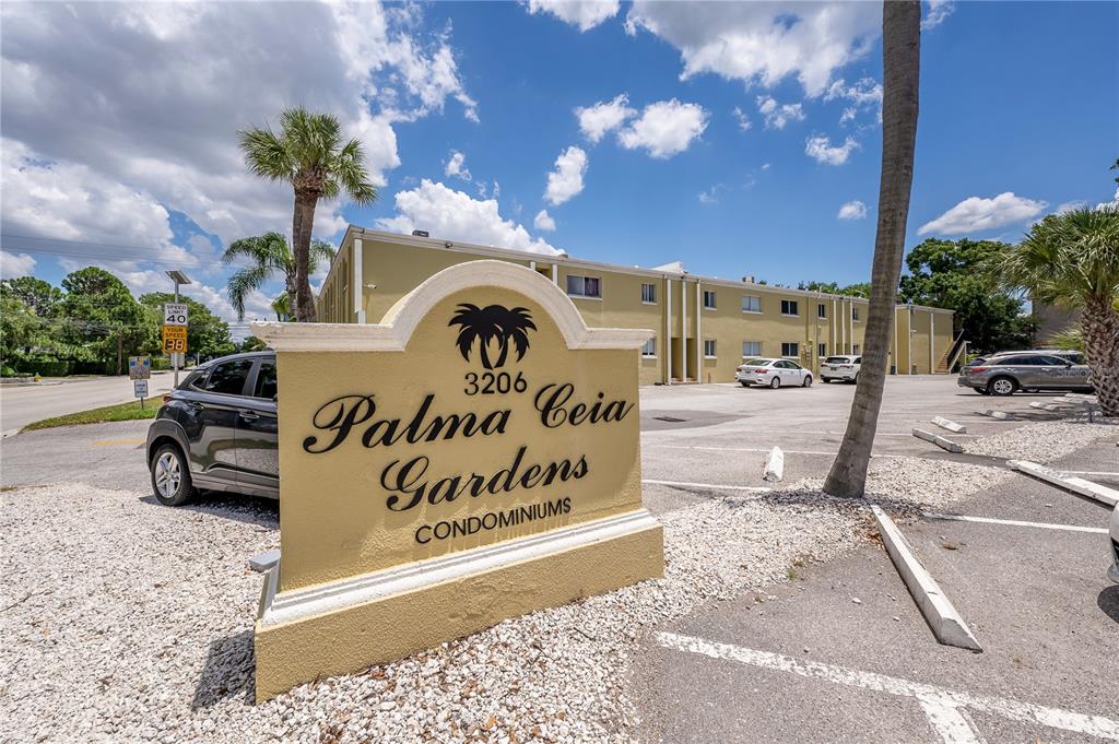 3206 West Azeele Street, Unit 129 Tampa, FL 33609 - Photo 1 of 25