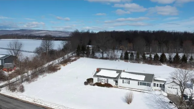 $450,000 | 40 Bates Lane, Wallkill, NY 12589