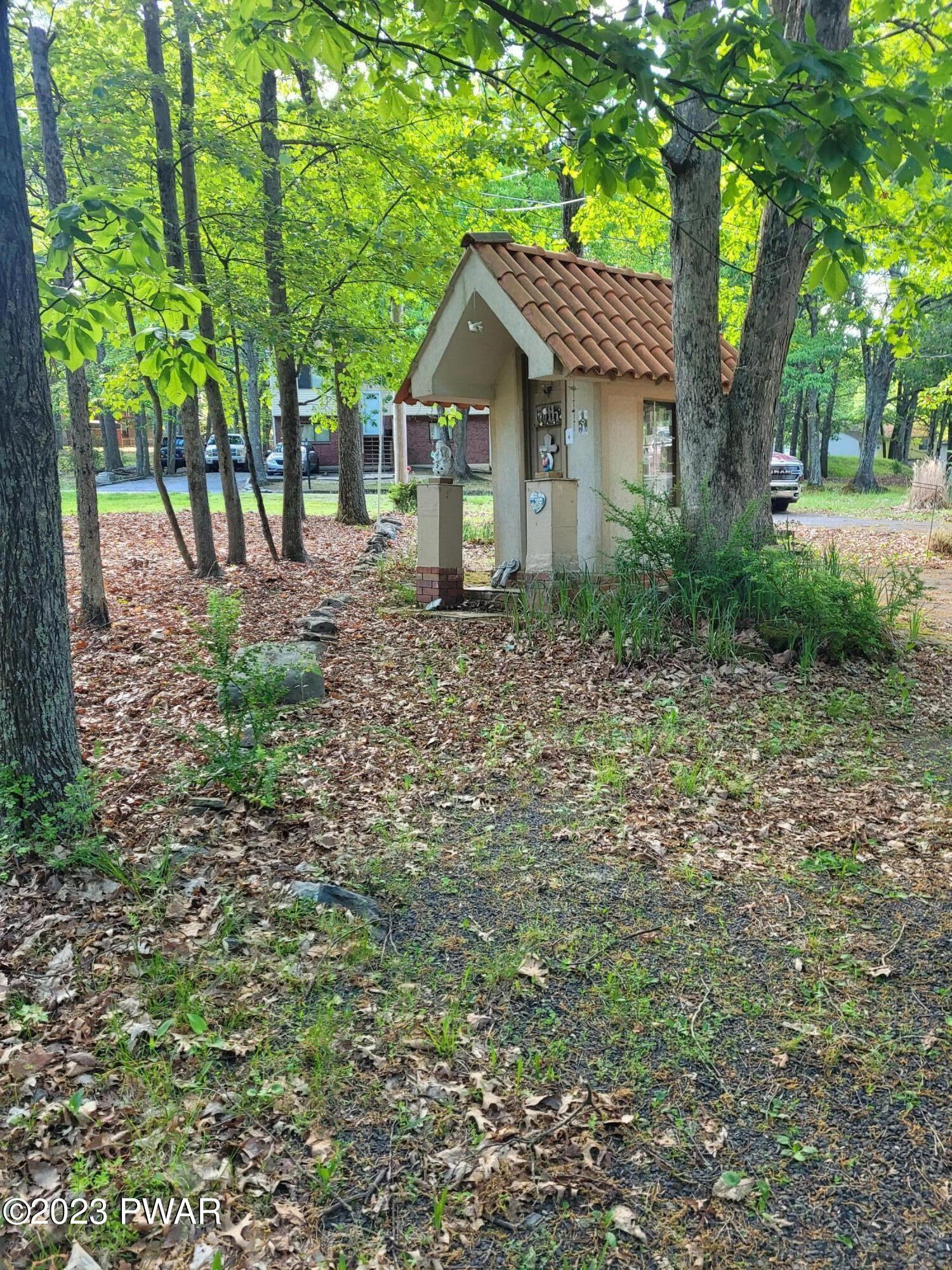 Small outbuilding