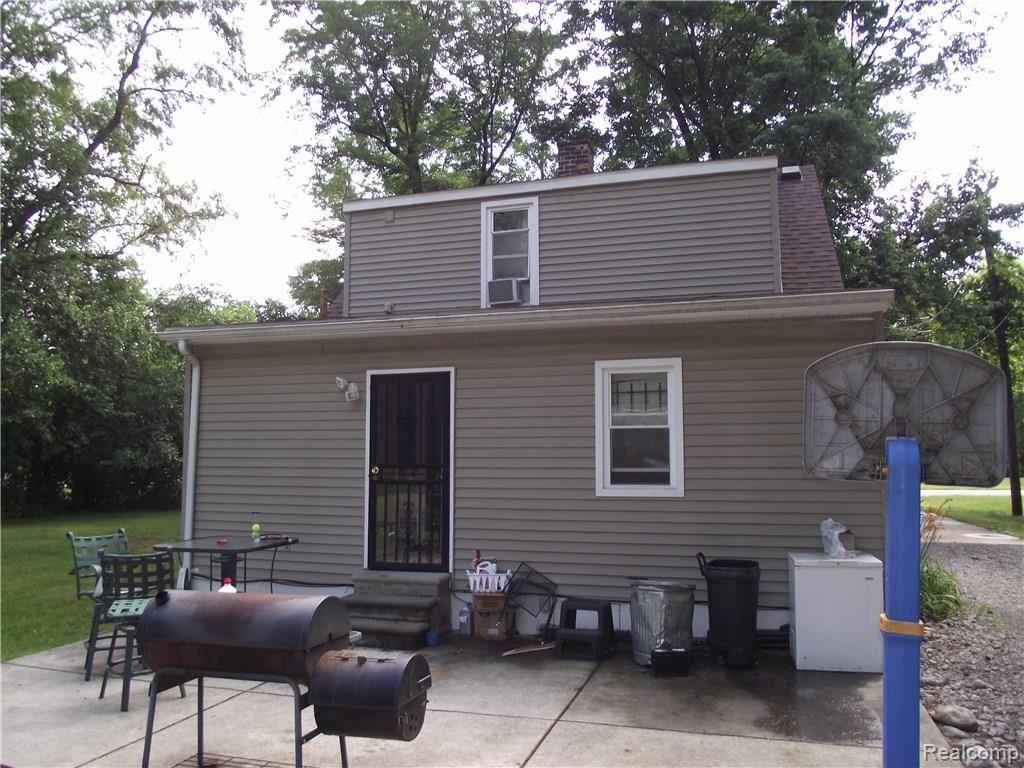 22515 Beech Road Southfield, MI 48033 - Photo 16 of 17 Beech & Forrer 020.jpg
