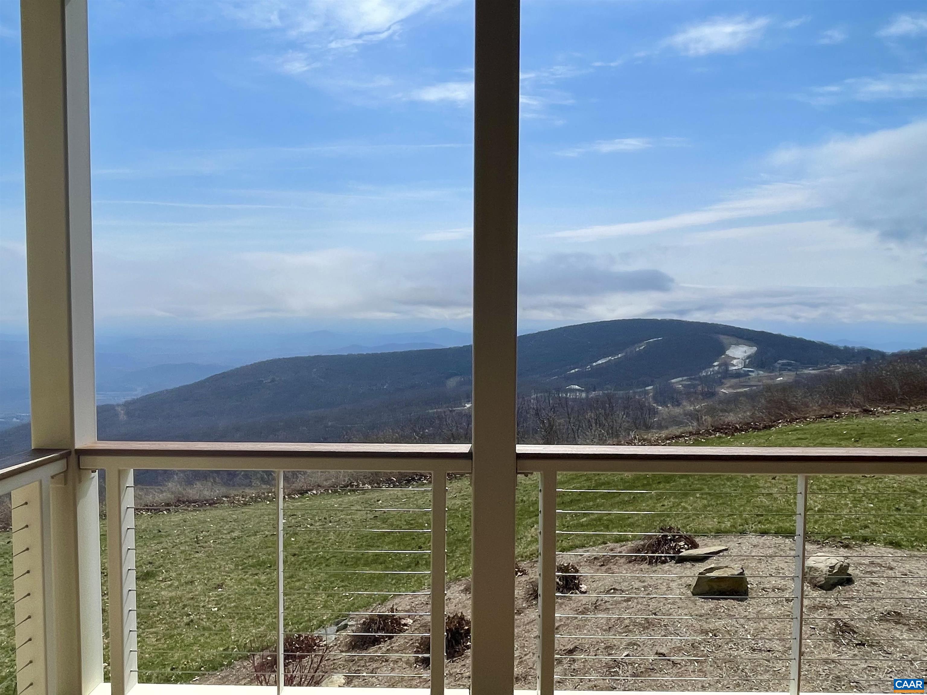 1613 Overlook Condos Roseland, VA 22967 - Photo 15 of 35 a view of a balcony with an outdoor space