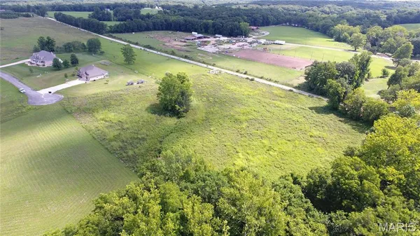 $37,900 | 26 Gallant Fox Drive, Troy, MO 63379