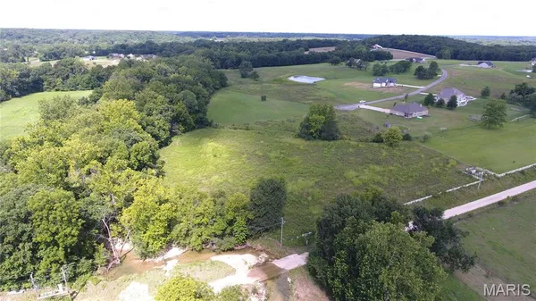 $37,900 | 26 Gallant Fox Drive, Troy, MO 63379