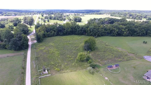 $39,900 | 26 Gallant Fox Drive, Troy, MO 63379