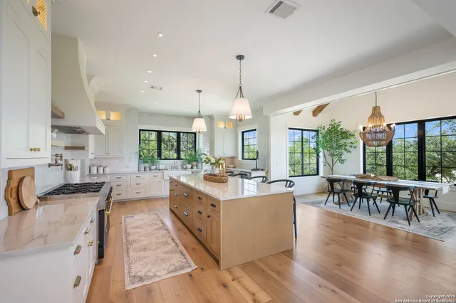 $5,000 | 324 Ridge Point, Spring Branch, TX 78070