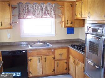 1513 Ashton Road Havertown, PA 19083 - Photo 5 of 12 Kitchen