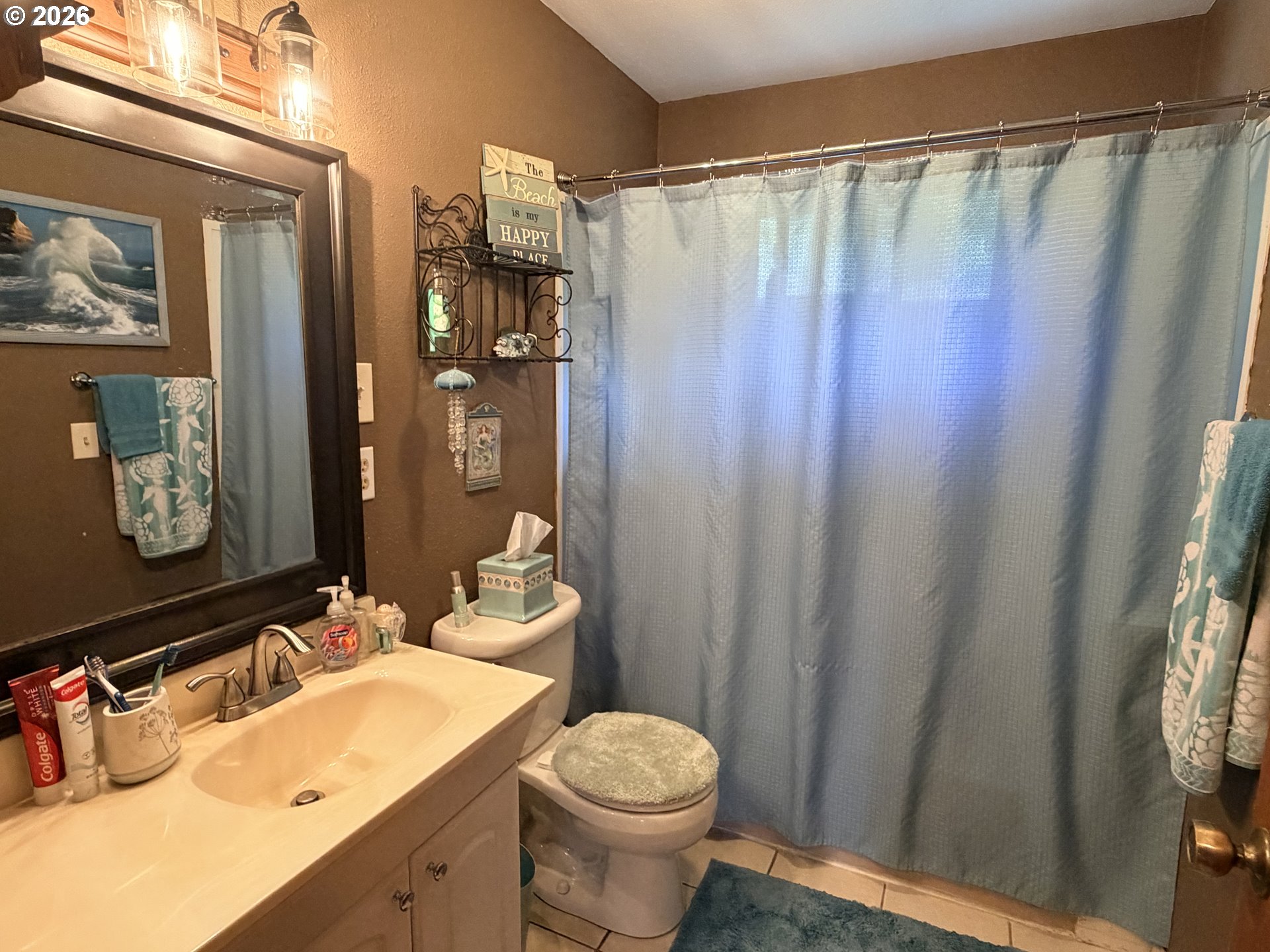 2260 Arthur Drive Reedsport, OR 97467 - Photo 12 of 36 Bathroom