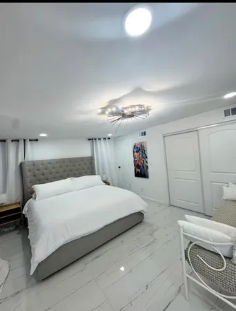 $4,000 | 1433 Northeast 53rd Court, Pompano Beach, FL 33064