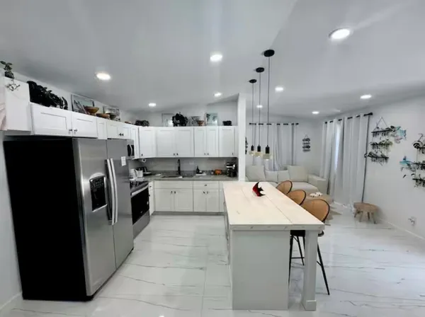 $4,000 | 1433 Northeast 53rd Court, Pompano Beach, FL 33064