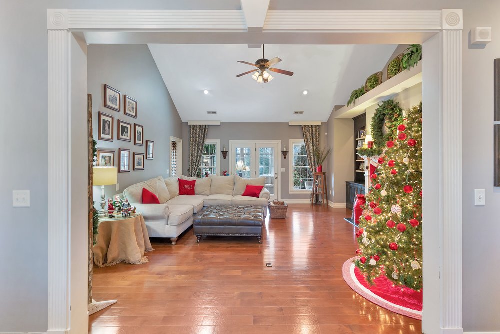 114 Augusta National Anderson, SC 29621 - Photo 3 of 50