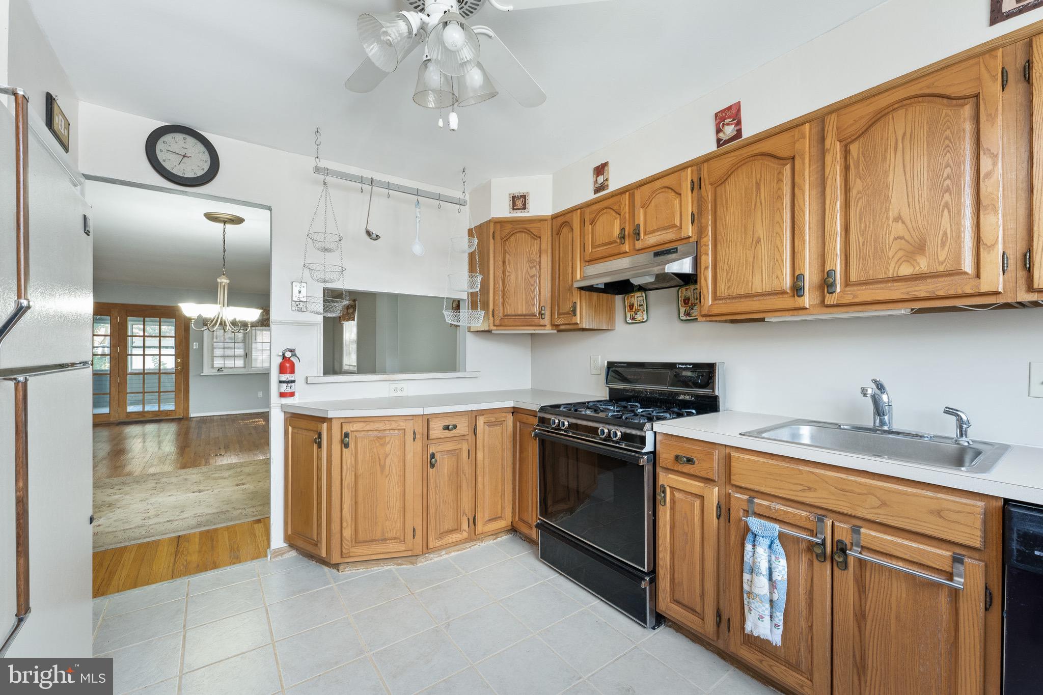4137 Fairdale Road Philadelphia, PA 19154 - Photo 12 of 29 Gallery Image 12