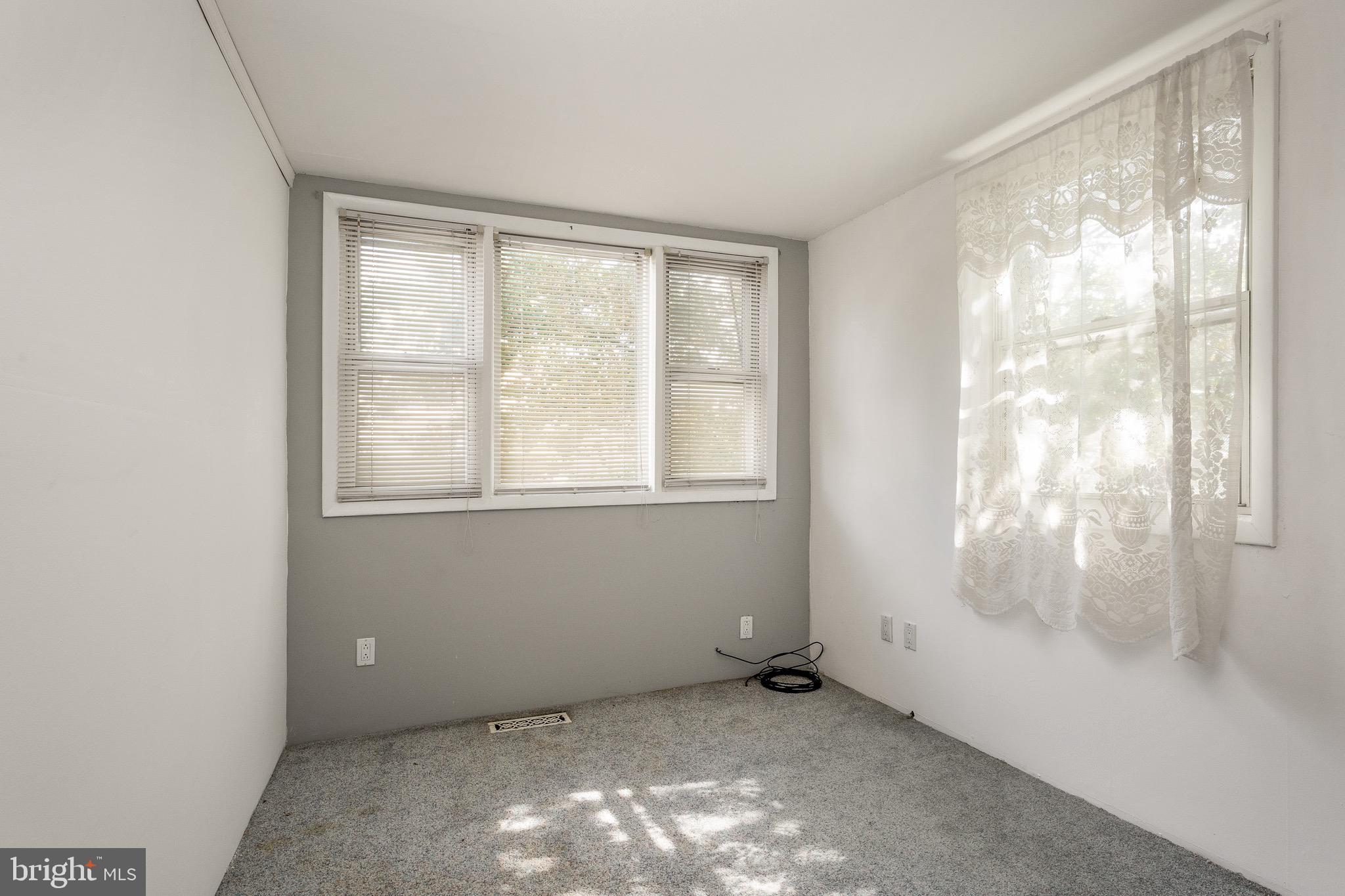 4137 Fairdale Road Philadelphia, PA 19154 - Photo 20 of 29 Gallery Image 20