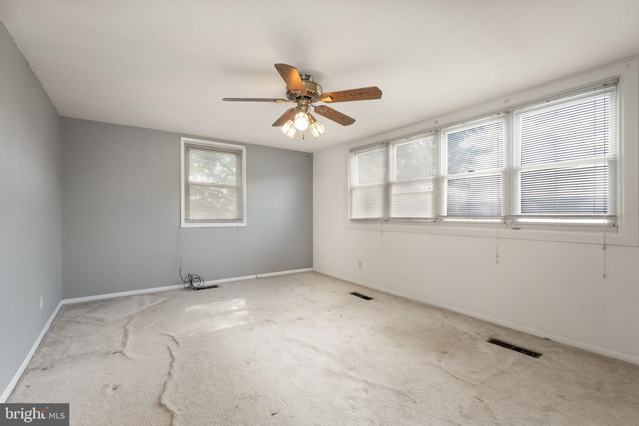 4137 Fairdale Road Philadelphia, PA 19154 - Photo 23 of 29 Gallery Image 23
