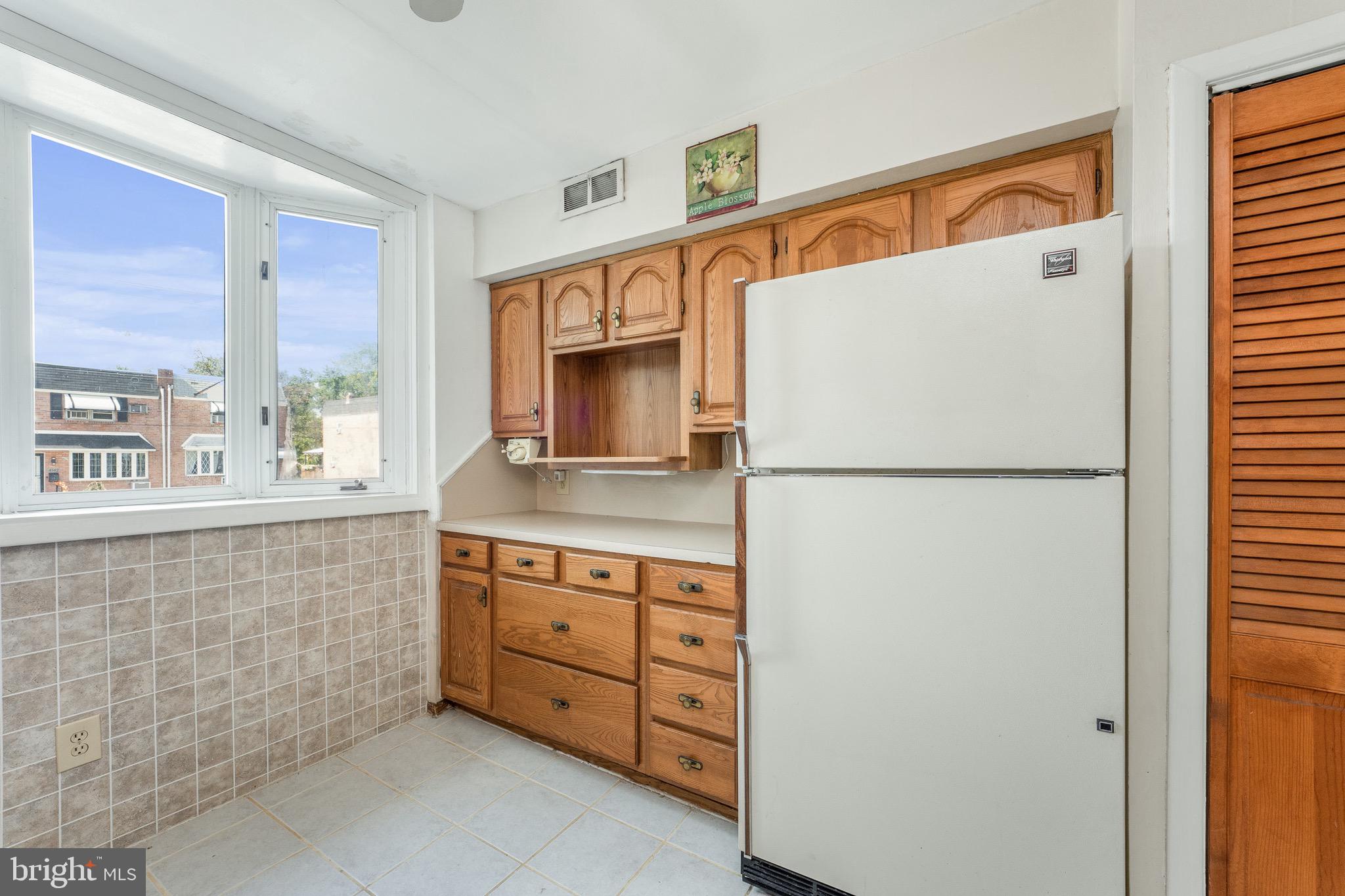 4137 Fairdale Road Philadelphia, PA 19154 - Photo 9 of 29 Gallery Image 9