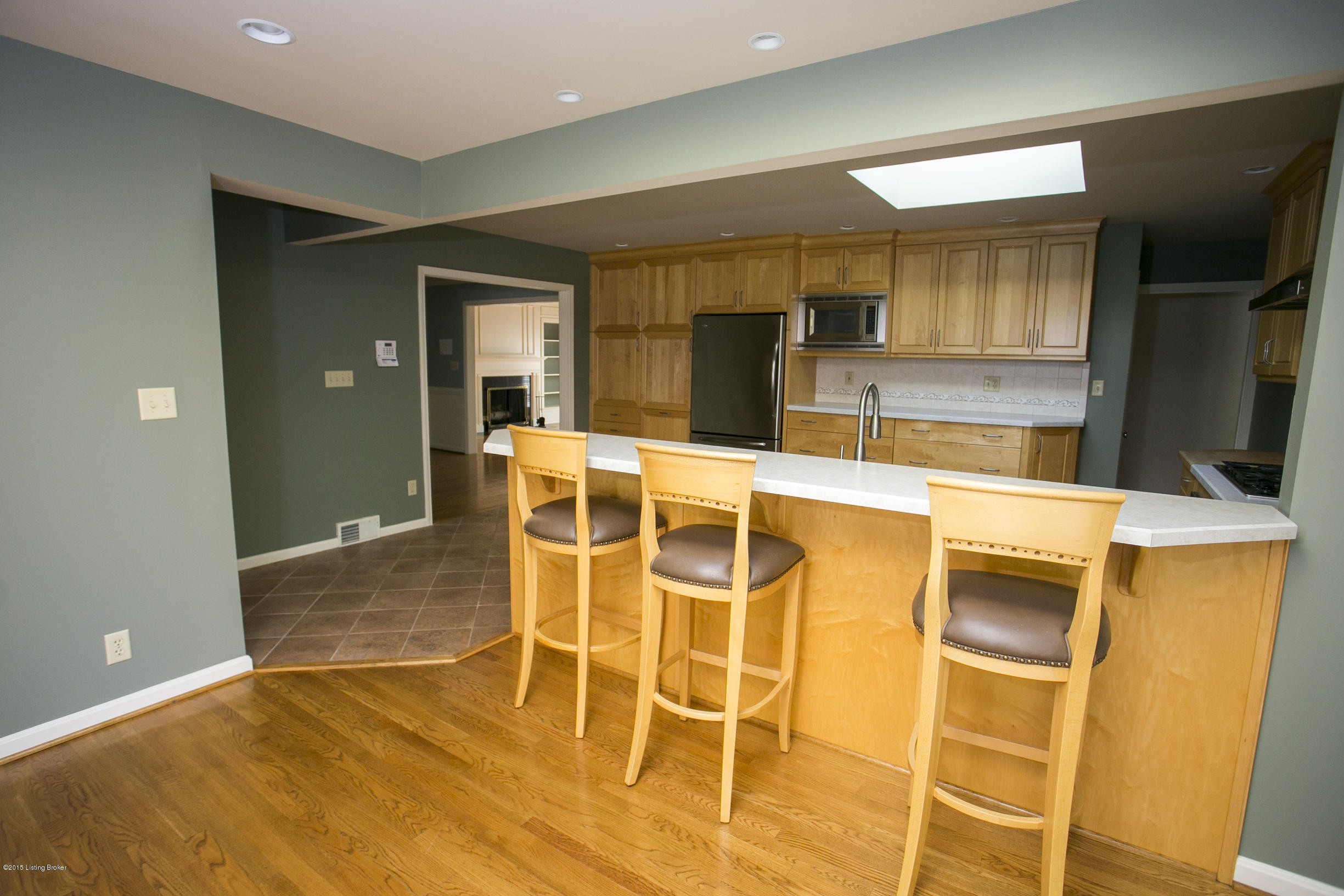 6420 Regal Road Louisville, KY 40222 - Photo 3 of 40 6420 Regal_2