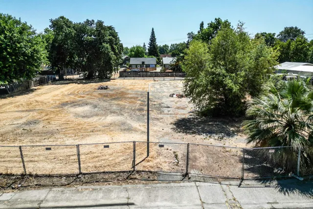 a view of an ocean beach