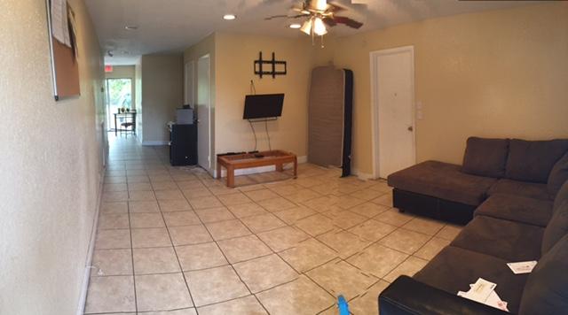 812 Southwest 3rd Court Delray Beach, FL 33444 - Photo 3 of 17 812 SW 3rd Ct #12