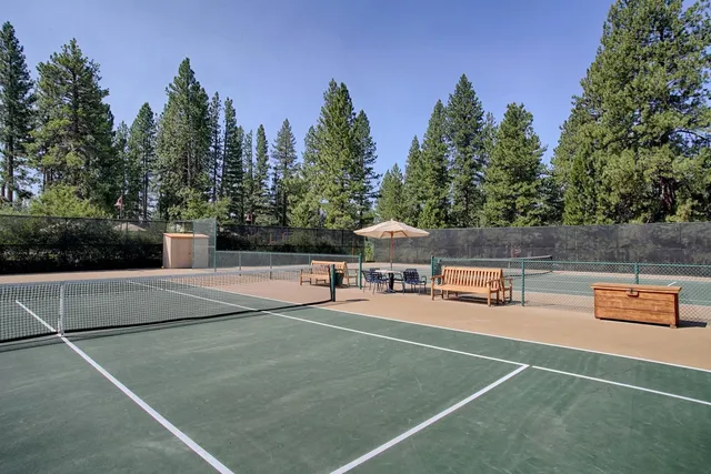 a view of a tennis court