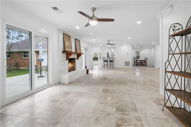 $395,000 | 20200 Narrow Road, Covington, LA 70435