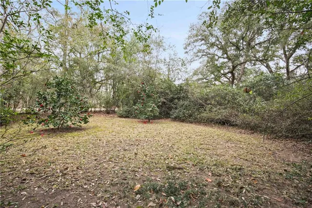 $395,000 | 20200 Narrow Road, Covington, LA 70435