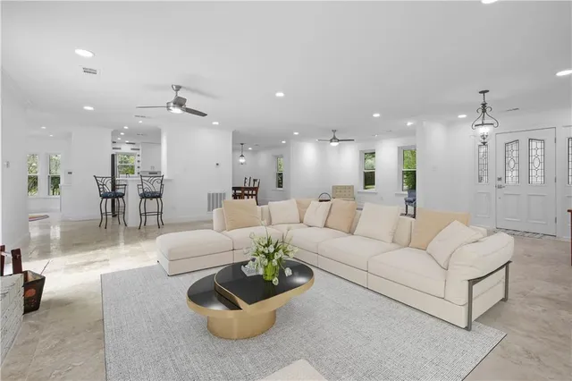 $395,000 | 20200 Narrow Road, Covington, LA 70435