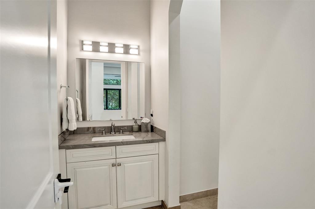 5024 Northwest 24th Circle Boca Raton, FL 33431 - Photo 13 of 70