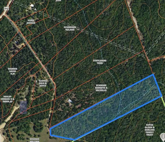 a view of a tennis court