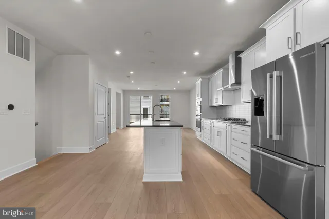 $795,526 | 44510 Lowestoft Square, Ashburn, VA 20147