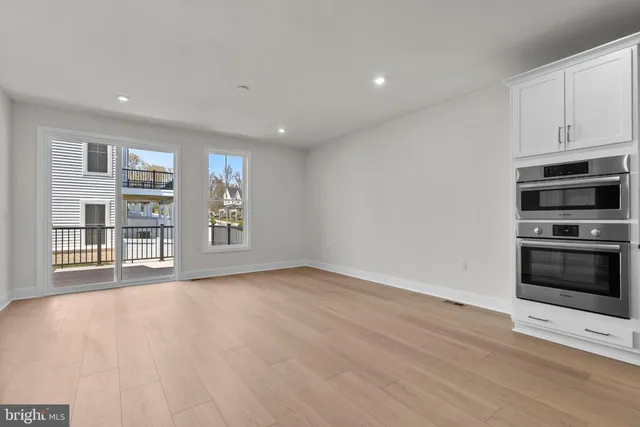 $795,526 | 44510 Lowestoft Square, Ashburn, VA 20147