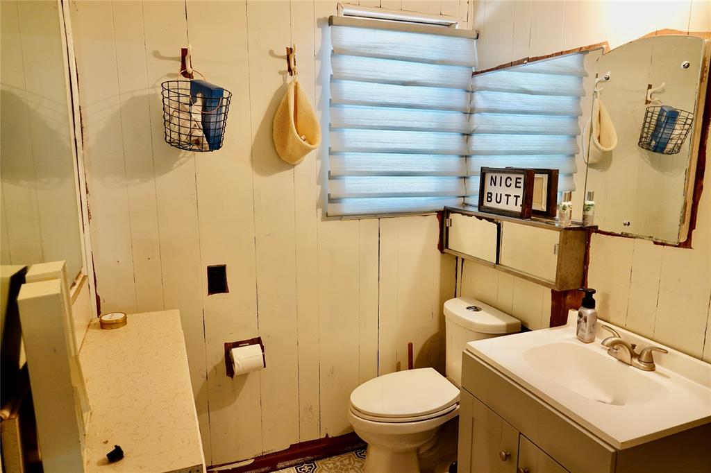 588 County Road 430 Mullin, TX 76864 - Photo 39 of 40
