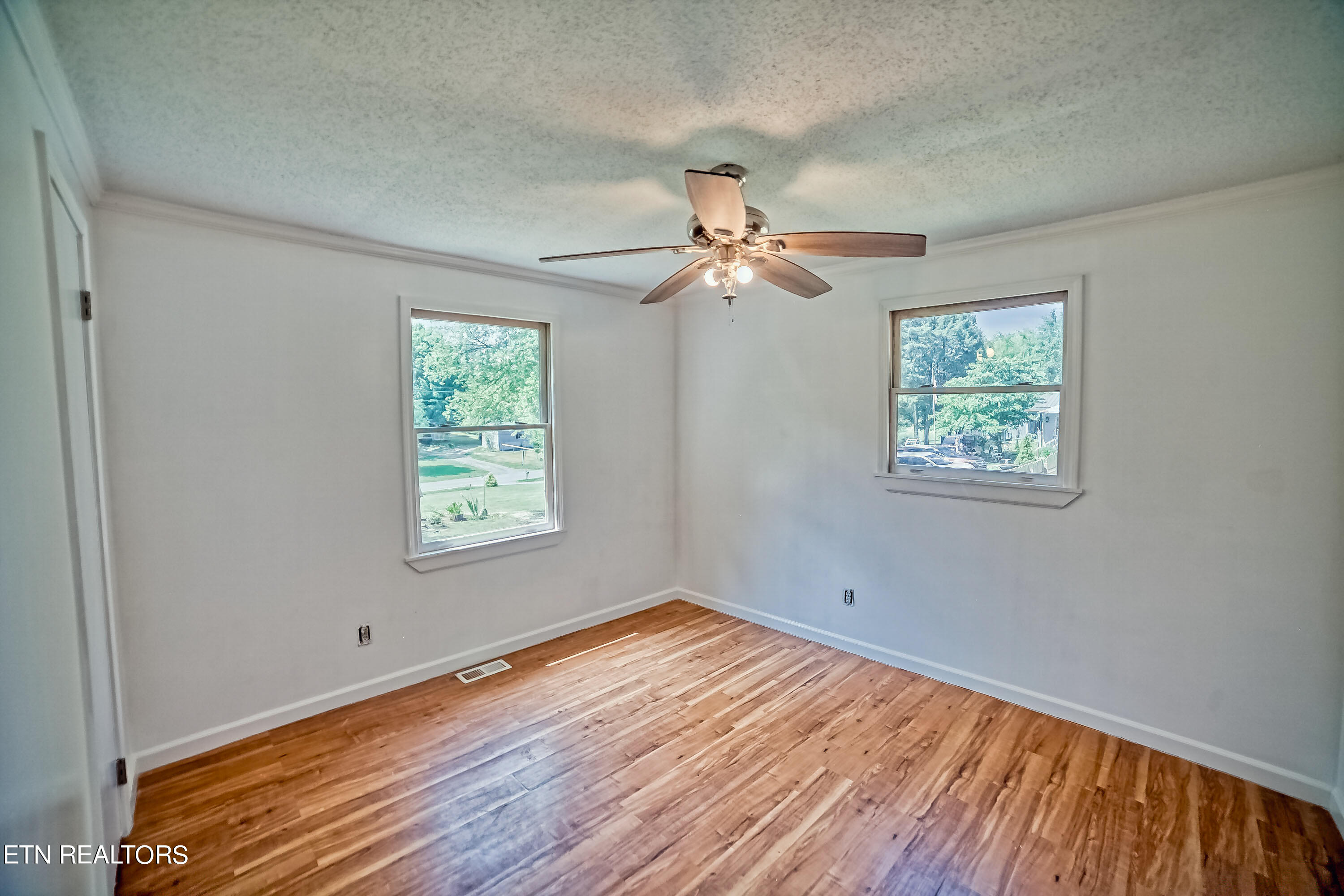 629 Old Slag Road Vonore, TN 37885 - Photo 11 of 20 629OldSlag_15