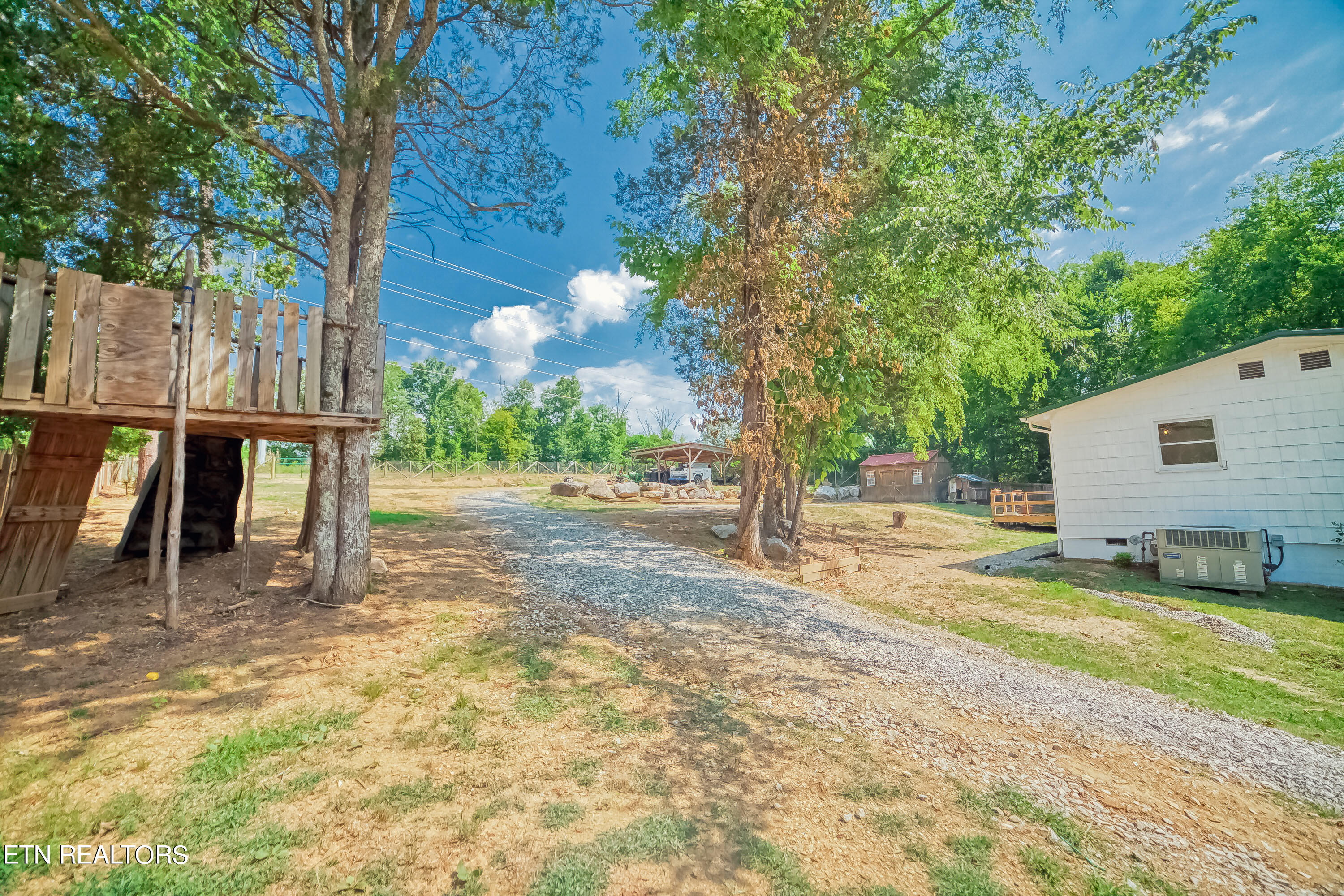 629 Old Slag Road Vonore, TN 37885 - Photo 17 of 20 629OldSlag_24 (1)