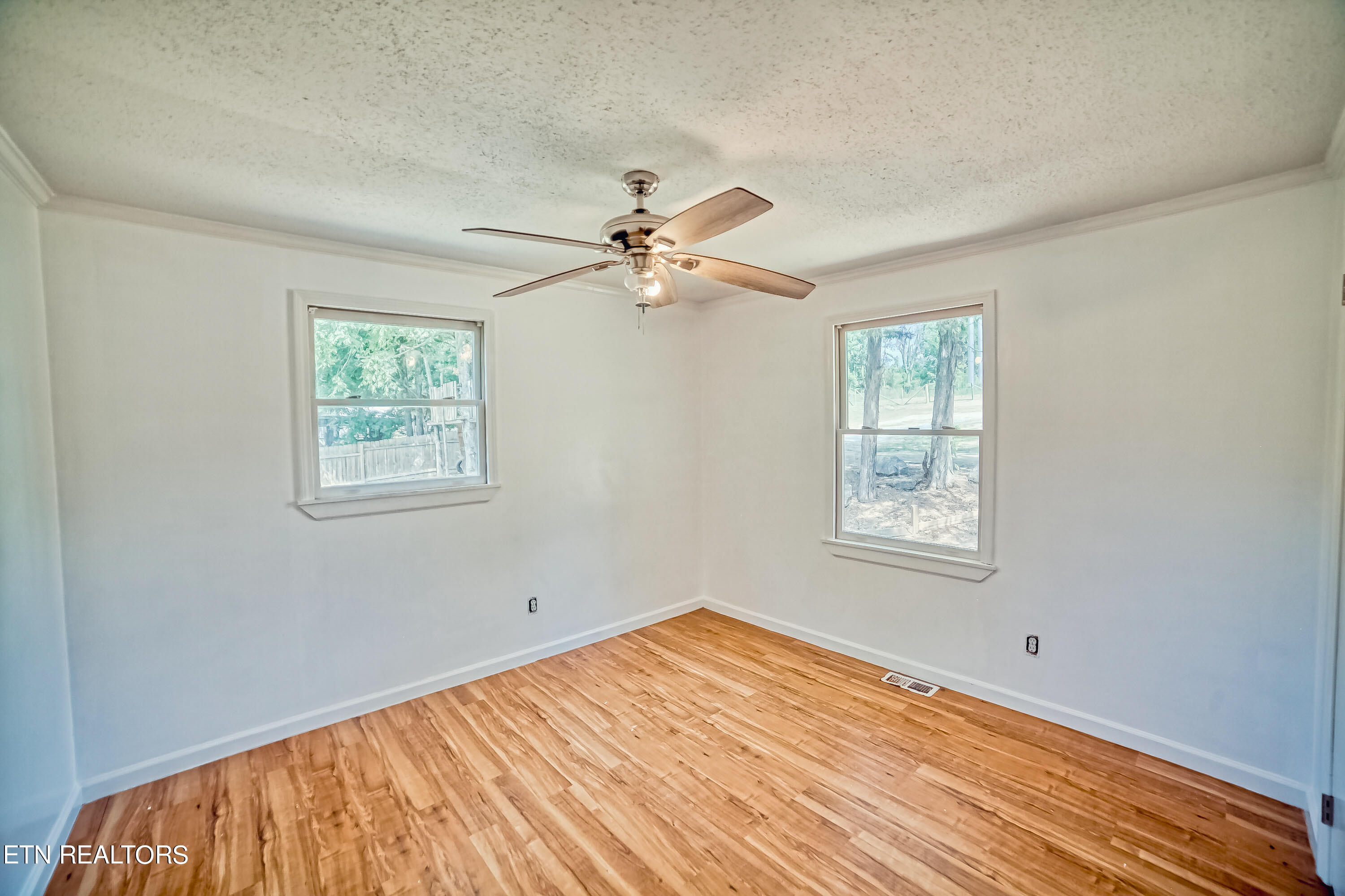 629 Old Slag Road Vonore, TN 37885 - Photo 10 of 20 629OldSlag_13