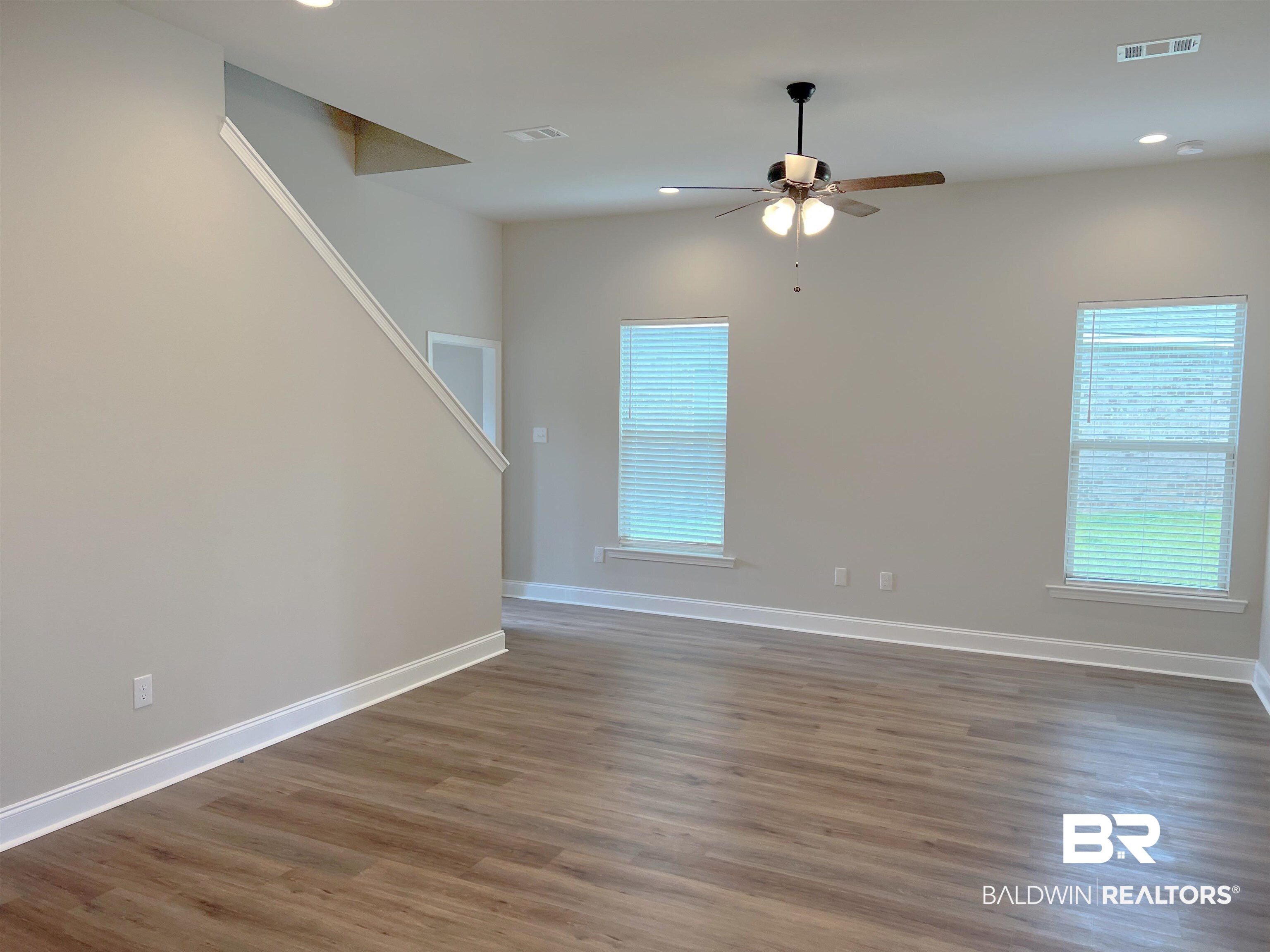 942 Gibson Court Foley, AL 36535 - Photo 4 of 8