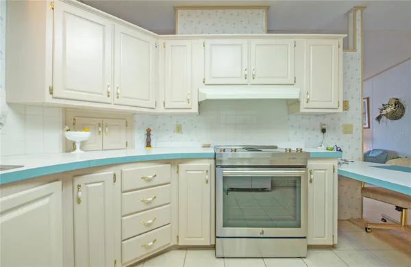 $249,000 | 428 Pelican Drive South, Oldsmar, FL 34677